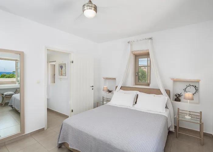 Golden Sea Vila Chrisi Akti (Paros)