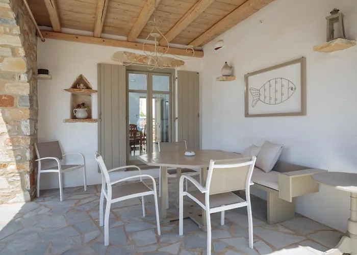 Golden Sea * Chrisi Akti (Paros)